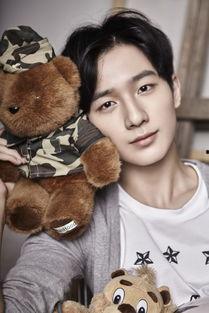 李宏毅娱乐吃瓜