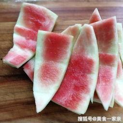 娱乐吃瓜酱怎么做的,轻松学会成为吃瓜达人