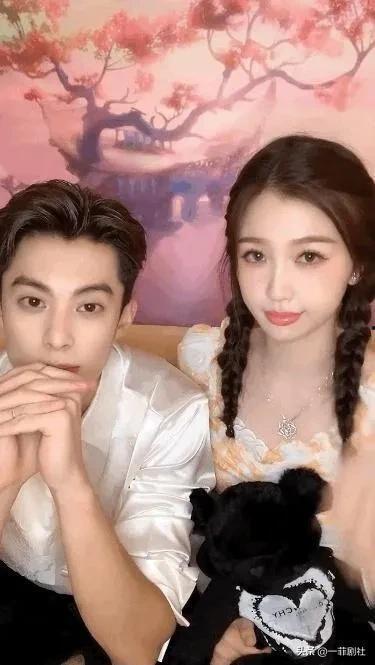 明星娱乐圈吃瓜软件,揭秘明星幕后真相，吃瓜软件带你一探究竟！